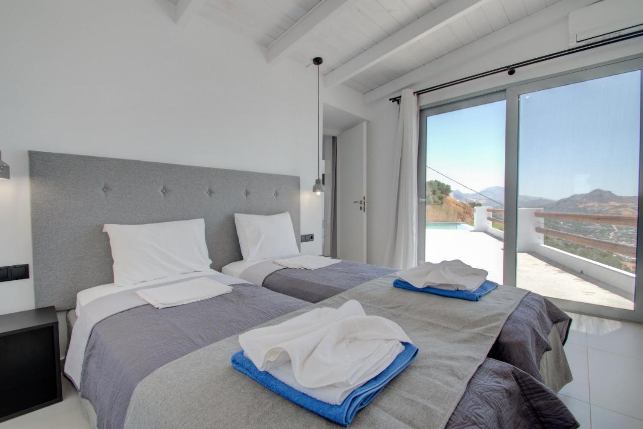 Pyrgos Exclusive Villa Sellía Eksteriør bilde